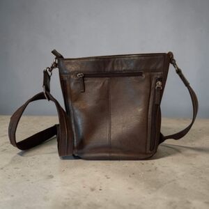 Gun Tote'n Mama  Brown Carry Conceal Crossbody Bag Like New